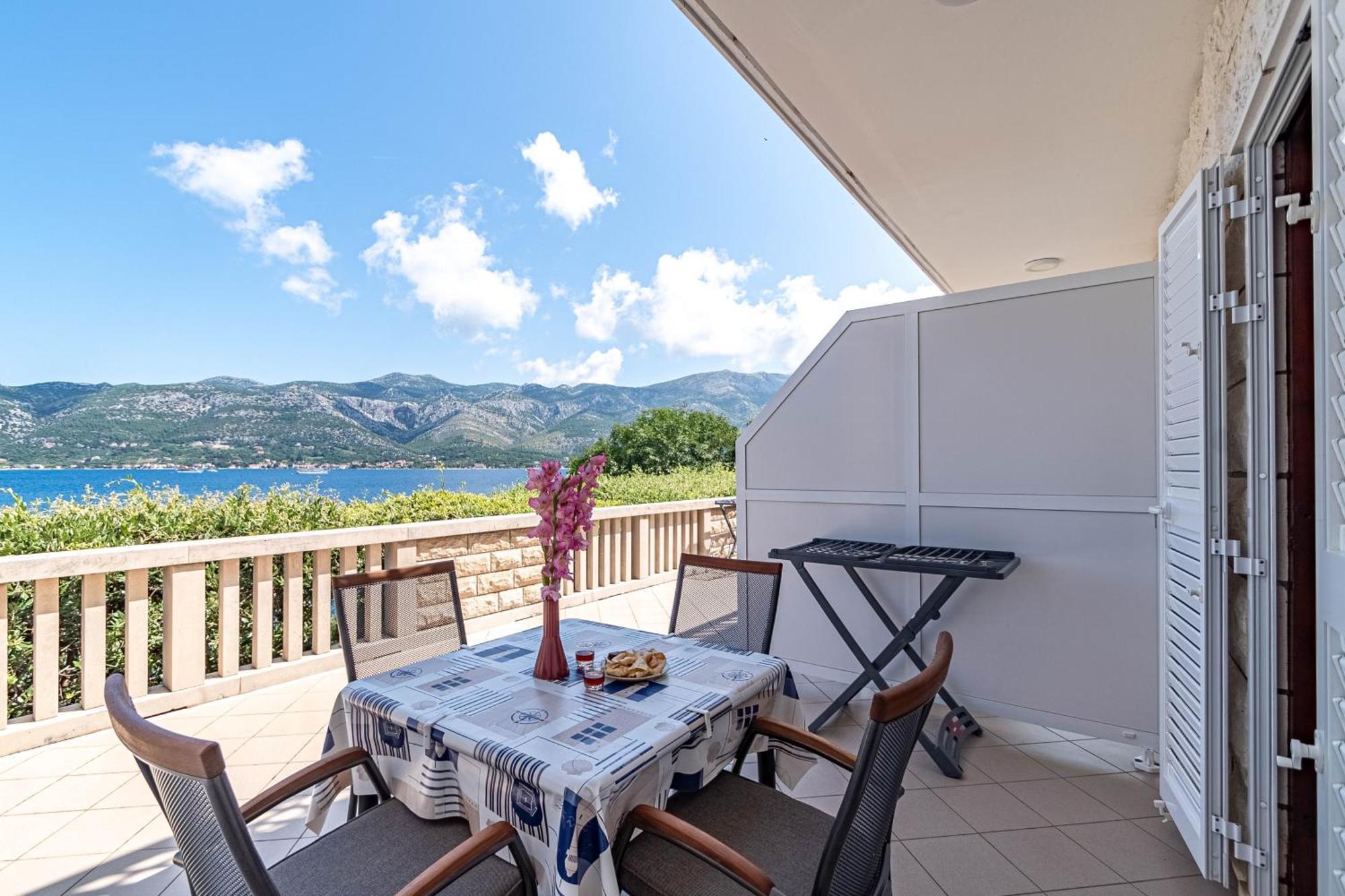 Apartments By The Sea Tri Zala, Korcula - 9237 Zrnovo المظهر الخارجي الصورة